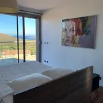 Avec Vue Sur La Baie De Santa Giulia A Porto-vecchio فيلة