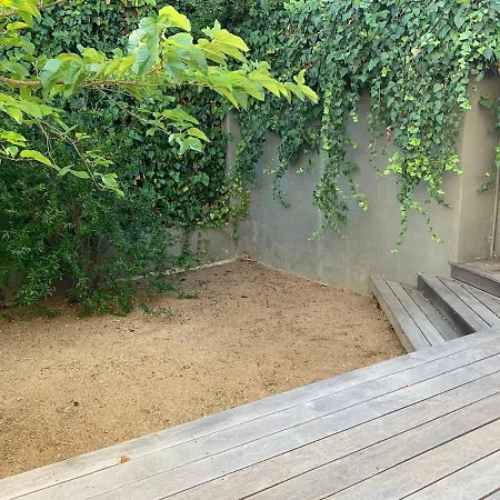 Avec Vue Sur La Baie De Santa Giulia A Porto-vecchio