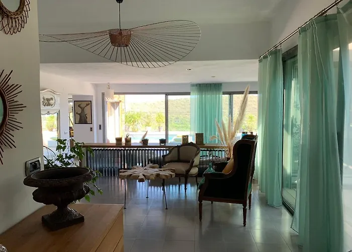 Villa Avec Vue Sur La Baie De Santa Giulia A Porto-vecchio