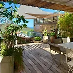 Avec Vue Sur La Baie De Santa Giulia A Porto-vecchio Villa *