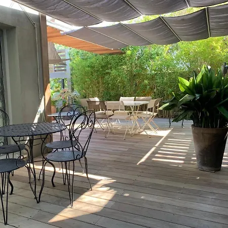 Villa Avec Vue Sur La Baie De Santa Giulia A Porto-vecchio *