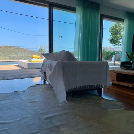 Avec Vue Sur La Baie De Santa Giulia A Porto-vecchio