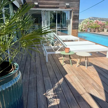 Avec Vue Sur La Baie De Santa Giulia A Porto-vecchio Villa Porto-Vecchio (Corsica)